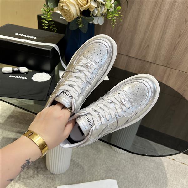 20243518523772 26024